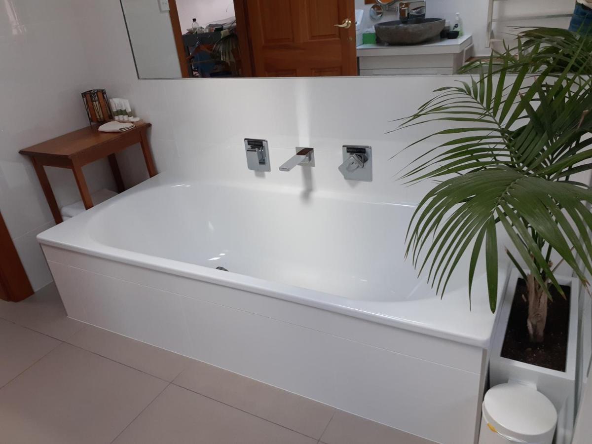 Tarawhata Thermal Apartment New Plymouth Esterno foto