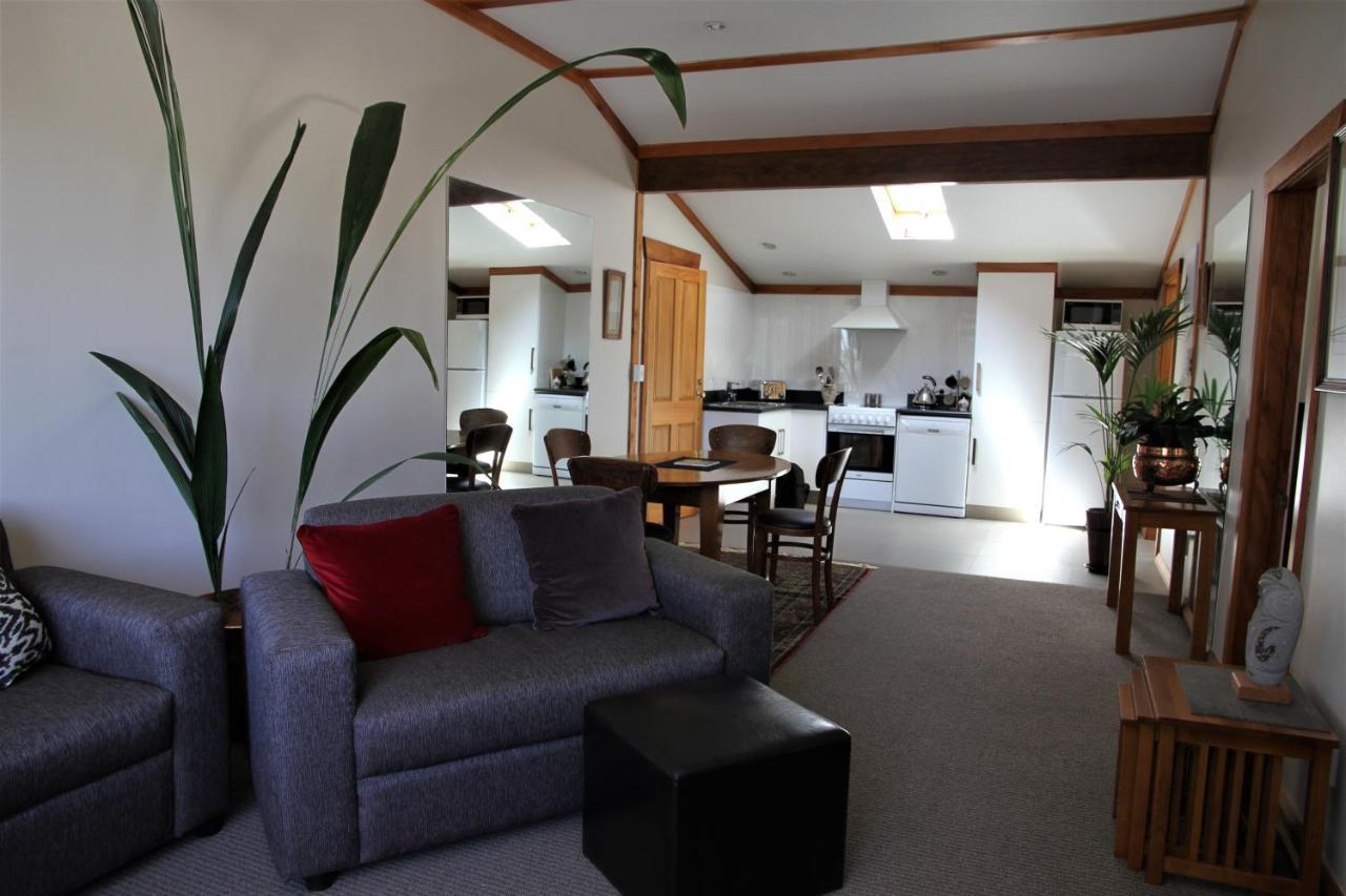 Tarawhata Thermal Apartment New Plymouth Esterno foto